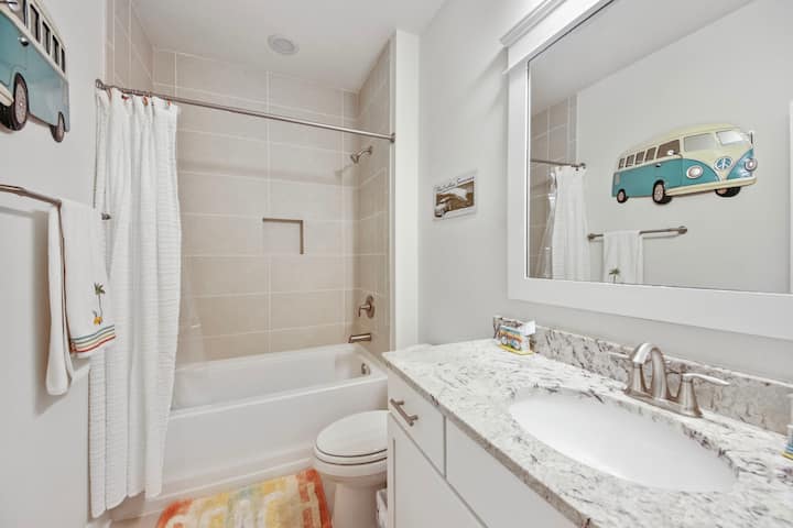 ae2b3439-a4c6-4068-be8b-d867f349c9cb